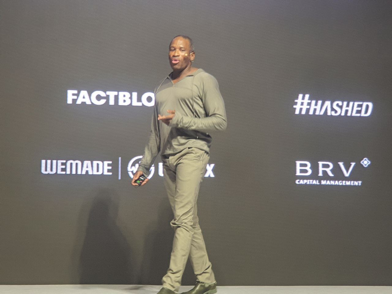 Arthur Hayes indicates that the Bitcoin bull market commenced in March, with broader recognition expected within a year.0