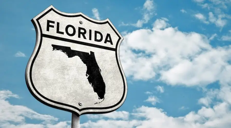 Флорида приравняла стейблкоины к фиатным деньгам Флорида приравняла стейблкоины к фиатным деньгам0