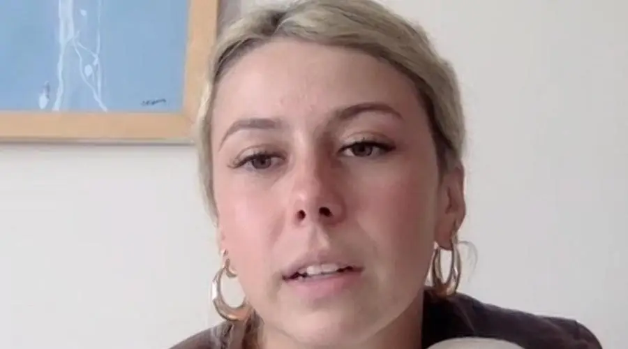 Hawk Tuah Girl рассказала подробности истории с рухнувшим мемкоином HAWK Hawk Tuah Girl рассказала подробности истории с рухнувшим мемкоином HAWK0