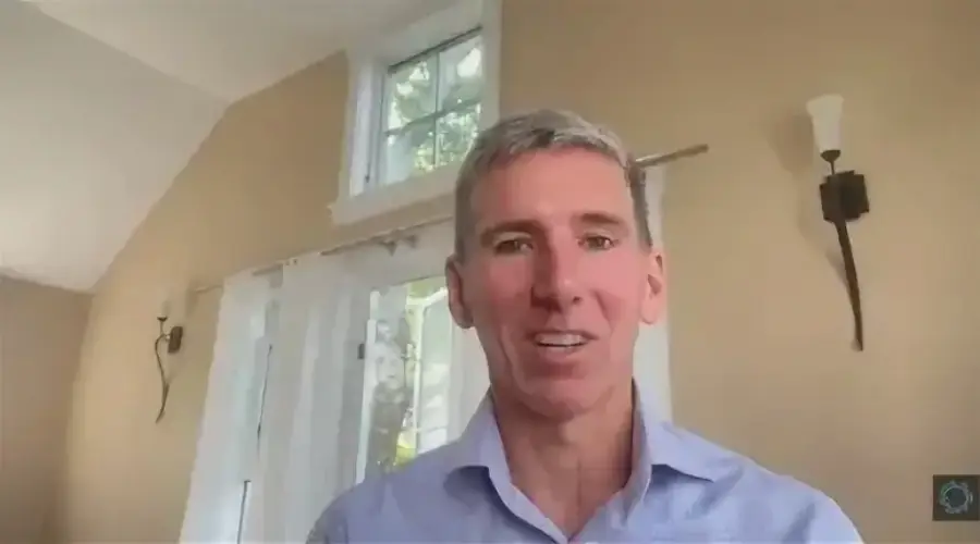 Мэтт Хоуган: Институциональные инвесторы удерживают биткоин в кризис Мэтт Хоуган: Институциональные инвесторы удерживают биткоин в кризис0