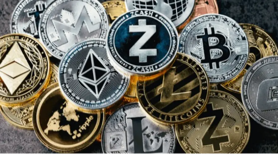 More than 40% of altcoins are trading at historical lows — CryptoQuant0