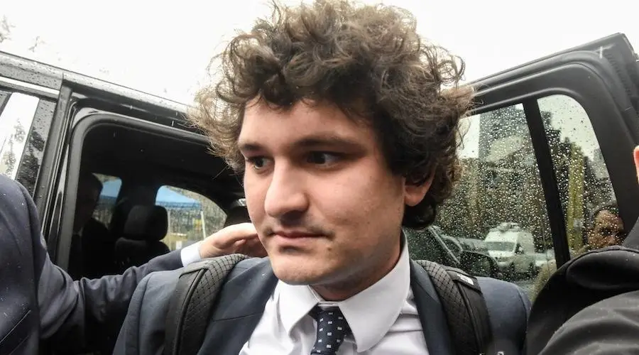 Мать Сэма Бэнкмана‑Фрида притворилась сыном ради ходатайства — прокуратура Мать Сэма Бэнкмана‑Фрида притворилась сыном ради ходатайства — прокуратура0