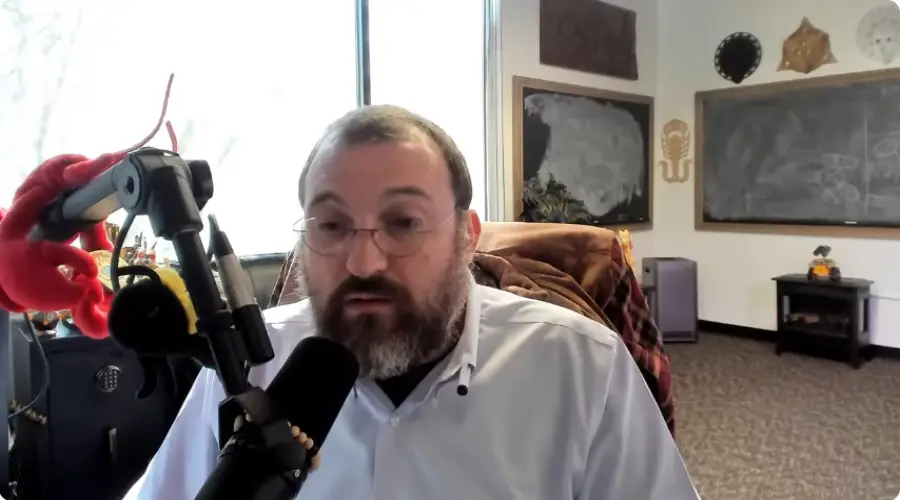 Чарльз Хоскинсон назвал число уязвимых для квантовых атак биткоинов0