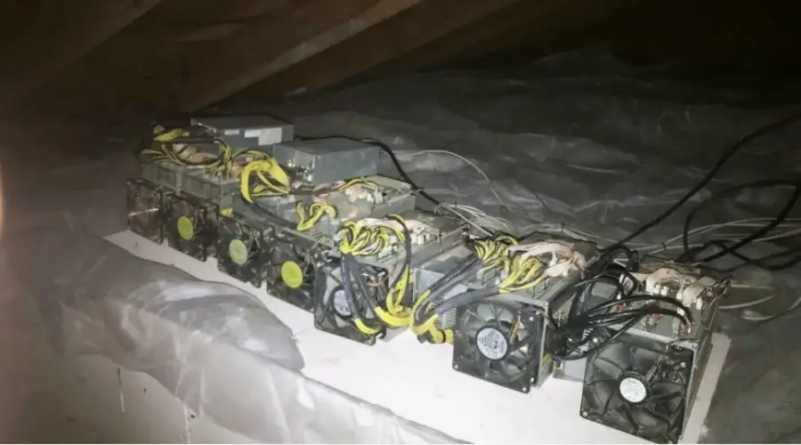 Московский суд вынес приговор экс-замначальнику «Бутырки» за незаконный майнинг0