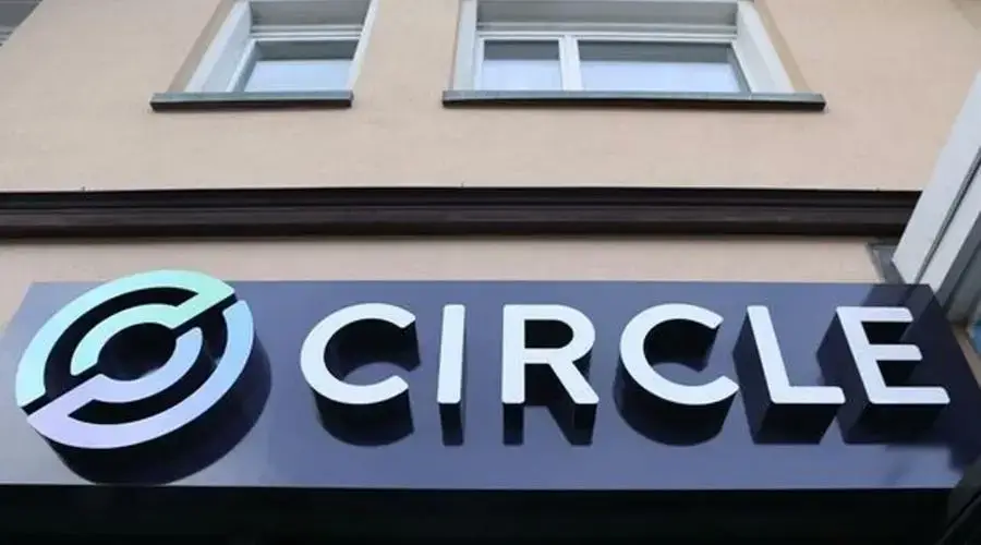More than 100 investors have filed a class action lawsuit against Circle0
