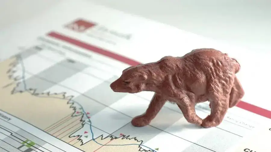 Bitcoin hits nine-month low Bitcoin hits nine-month low0